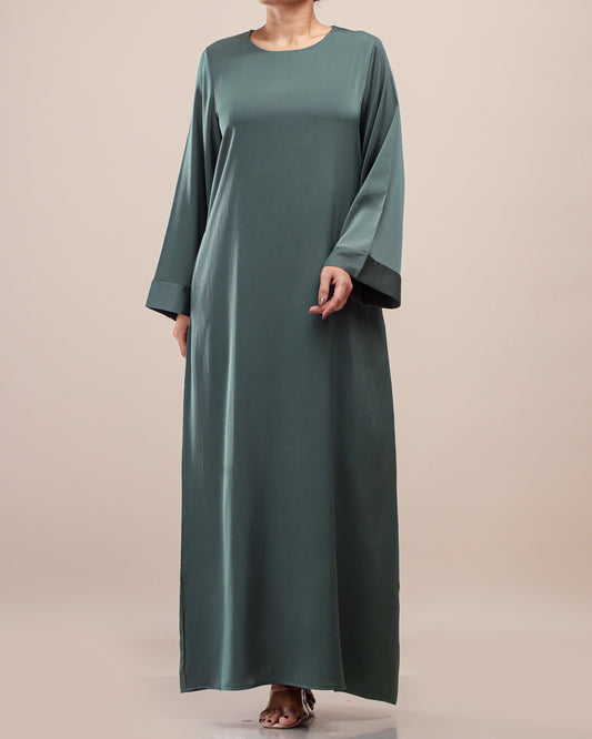 Elegant Maxi with Flowy Cuff _L Green